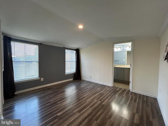 318 HOLIDAY ST, Fruitland, MD 21826