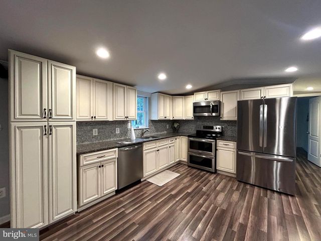 318 HOLIDAY ST, Fruitland, MD 21826