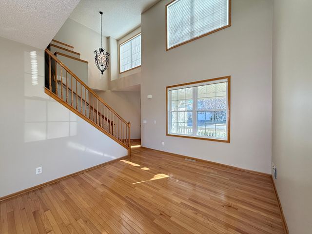 16888 78th Avenue N, Maple Grove, MN 55311