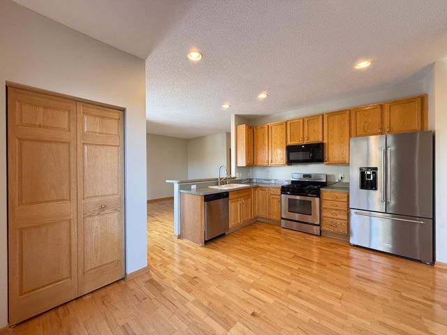 16888 78th Avenue N, Maple Grove, MN 55311