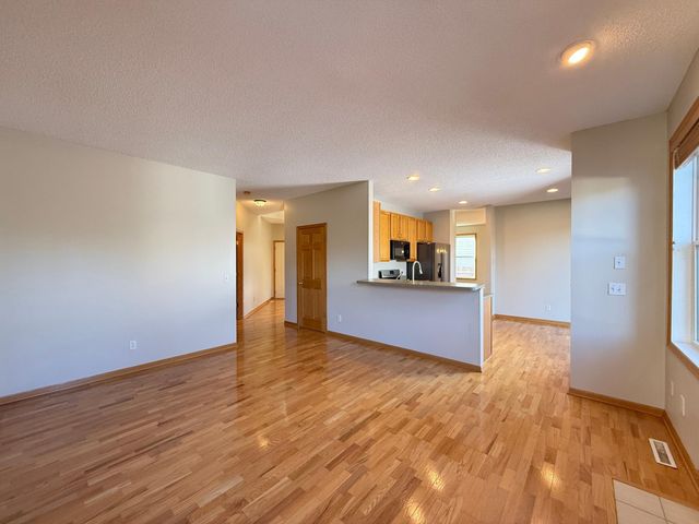 16888 78th Avenue N, Maple Grove, MN 55311