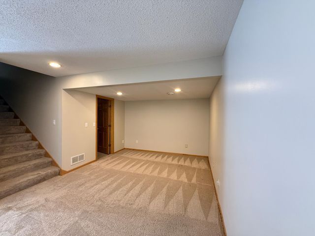 16888 78th Avenue N, Maple Grove, MN 55311