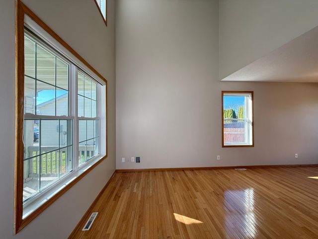 16888 78th Avenue N, Maple Grove, MN 55311