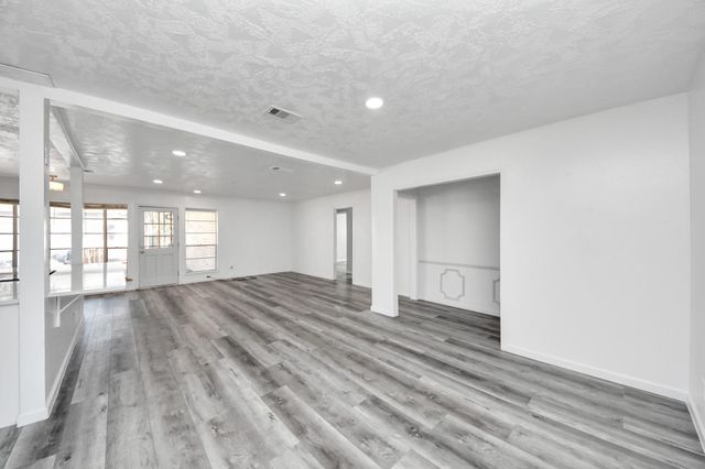 8011 La Roche Lane, Houston, TX 77036