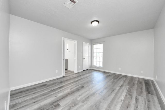 8011 La Roche Lane, Houston, TX 77036