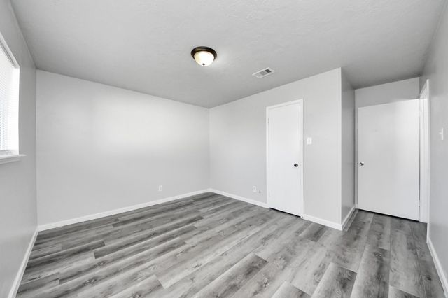 8011 La Roche Lane, Houston, TX 77036