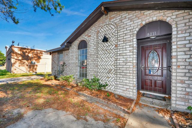 8011 La Roche Lane, Houston, TX 77036