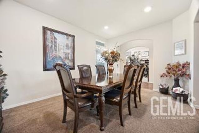 14515 Southernwood Avenue, Bakersfield, CA 93314