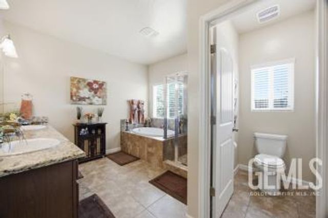 14515 Southernwood Avenue, Bakersfield, CA 93314