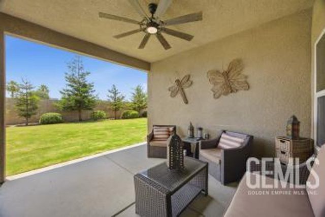 14515 Southernwood Avenue, Bakersfield, CA 93314