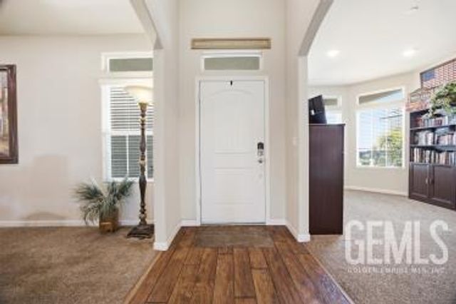 14515 Southernwood Avenue, Bakersfield, CA 93314