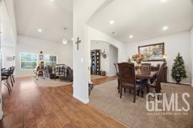 14515 Southernwood Avenue, Bakersfield, CA 93314