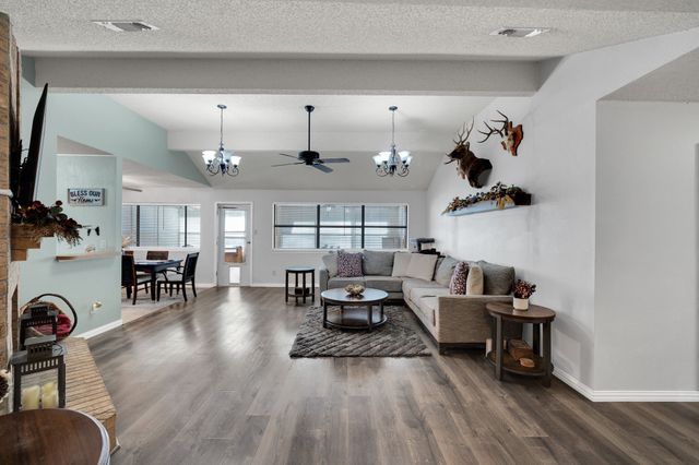 2605 Shasta Court, Fort Worth, TX 76133