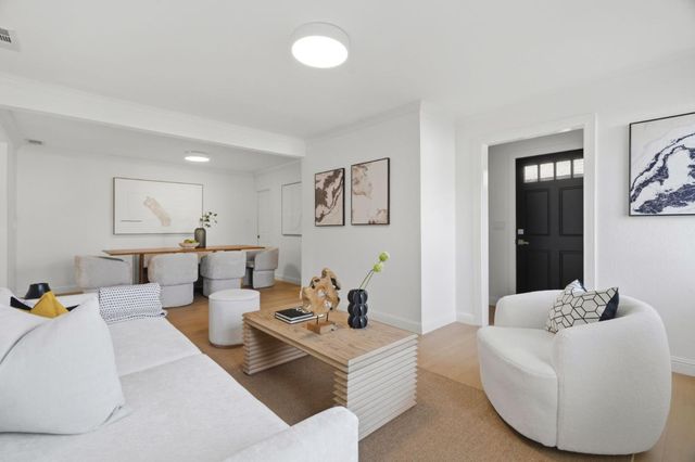 1017 Beech Street, East Palo Alto, CA 94303