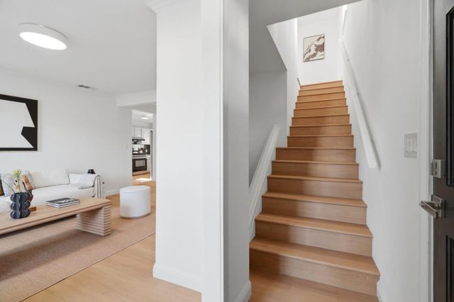 1017 Beech Street, East Palo Alto, CA 94303