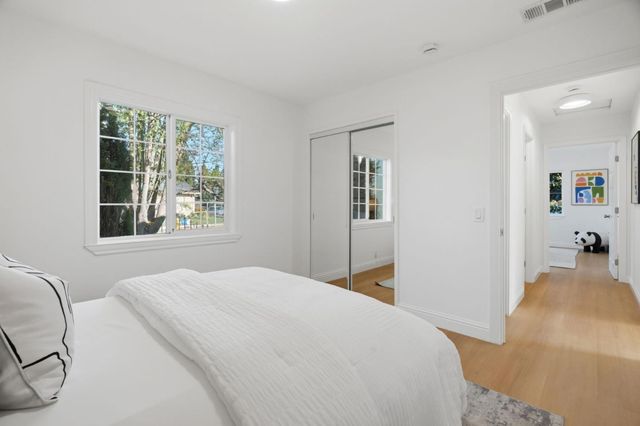 1017 Beech Street, East Palo Alto, CA 94303