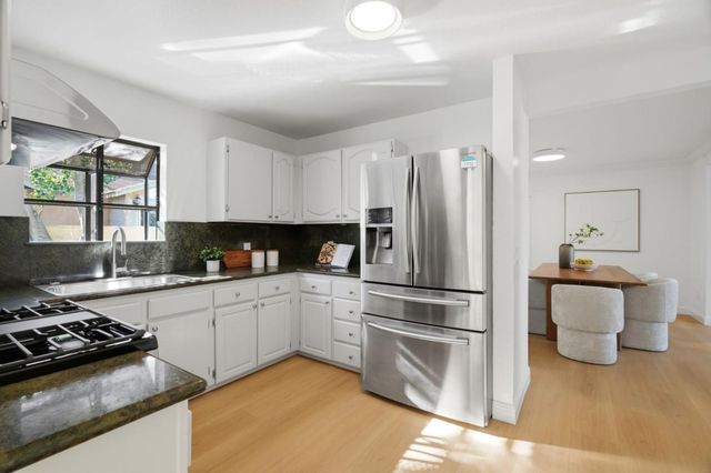 1017 Beech Street, East Palo Alto, CA 94303