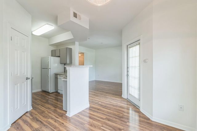 2320 Gracy Farms LN 522, Austin, TX 78758