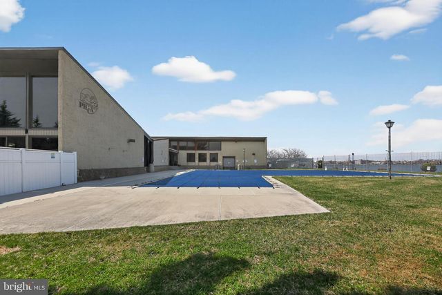 1059 HARBOUR DR, Palmyra, NJ 08065