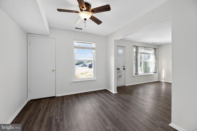 1059 HARBOUR DR, Palmyra, NJ 08065