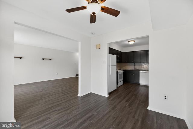 1059 HARBOUR DR, Palmyra, NJ 08065