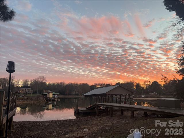 348 Catalina Drive, Mooresville, NC 28117