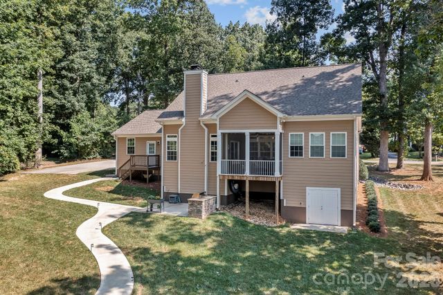 348 Catalina Drive, Mooresville, NC 28117