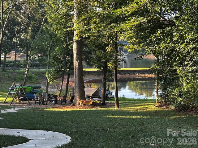 348 Catalina Drive, Mooresville, NC 28117