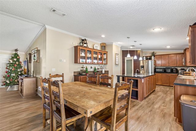 104 County Road 4534, Dayton, TX 77535