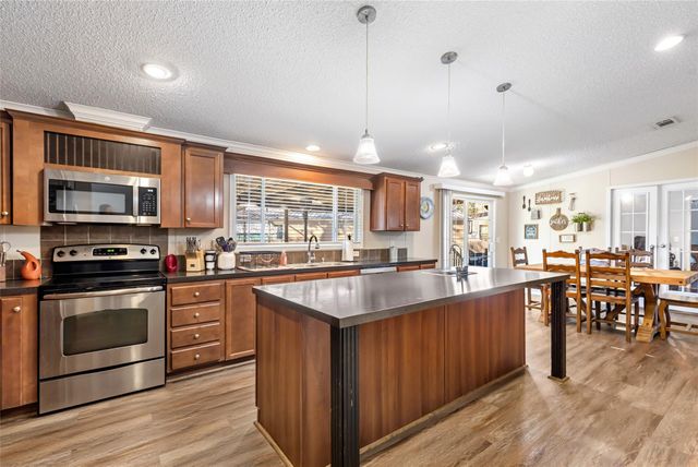 104 County Road 4534, Dayton, TX 77535