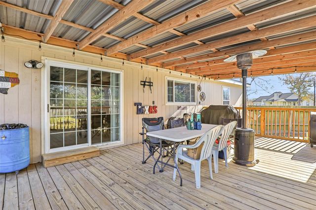 104 County Road 4534, Dayton, TX 77535