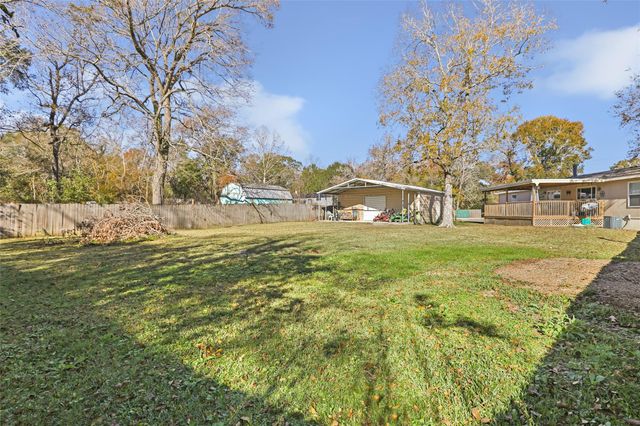 104 County Road 4534, Dayton, TX 77535