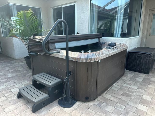 2221 PLATINUM DRIVE, Sun City Center, FL 33573