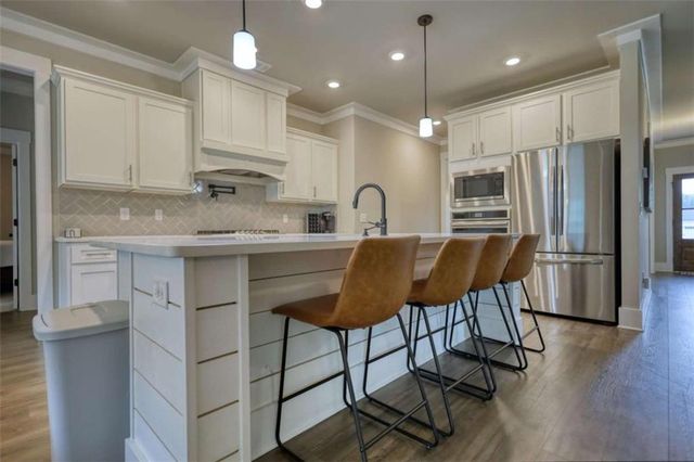 2412 Waterside Drive, Monroe, GA 30655