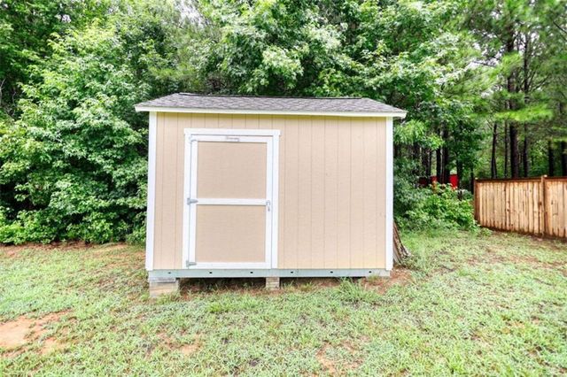 2412 Waterside Drive, Monroe, GA 30655