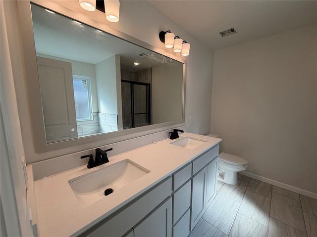 1104 Redwood Creek Drive, Yukon, OK 73099