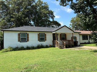 1665 SW Oklahoma Avenue, Bartlesville, OK 74003