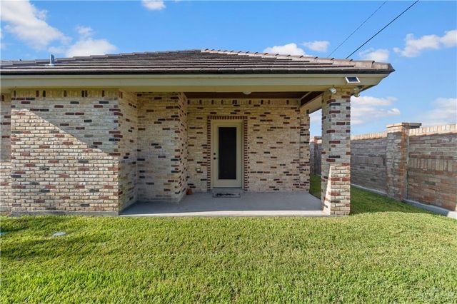 1141 Fairway Lane, Harlingen, TX 78550