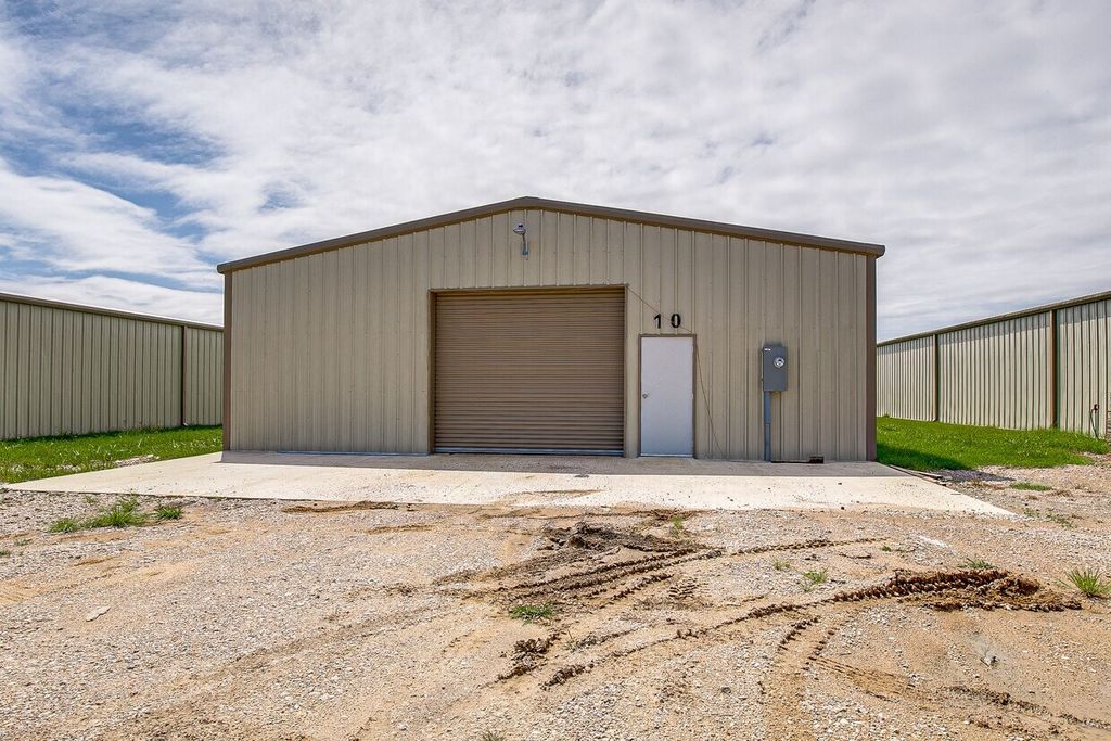 9668 CR 147 5, Kaufman, TX 75161