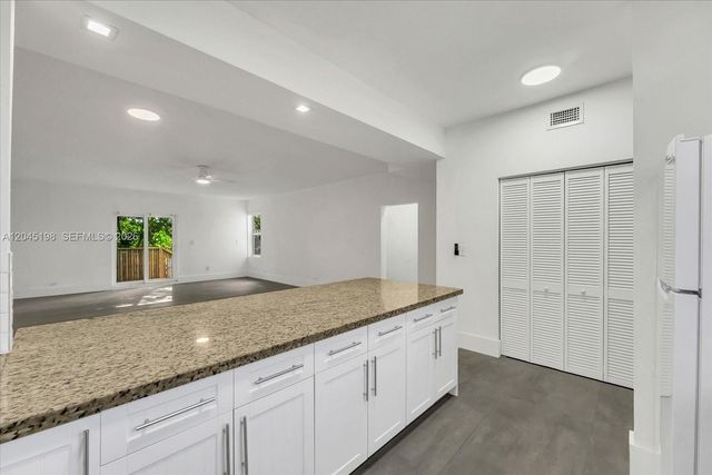 13415 NW 22nd Avenue, Miami, FL 33167