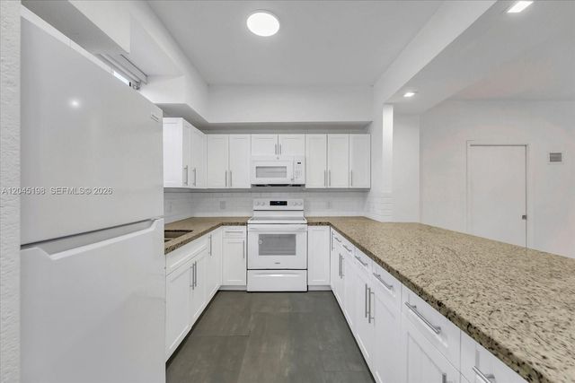 13415 NW 22nd Avenue, Miami, FL 33167
