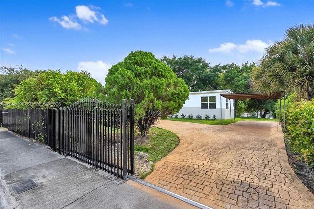 13415 NW 22nd Avenue, Miami, FL 33167