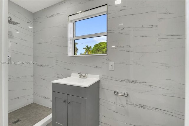 13415 NW 22nd Avenue, Miami, FL 33167