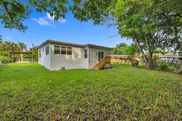 13415 NW 22nd Avenue, Miami, FL 33167