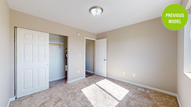 2305 23rd Ave NW, Minot, ND 58703