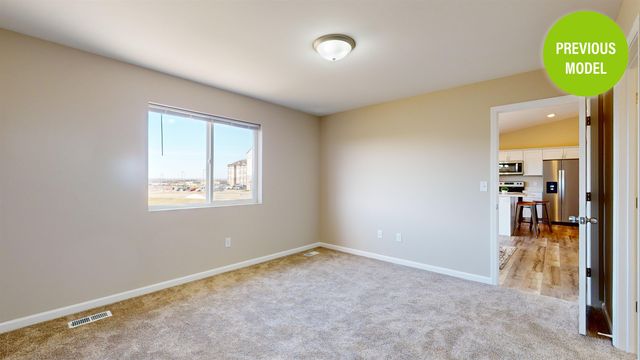 2305 23rd Ave NW, Minot, ND 58703