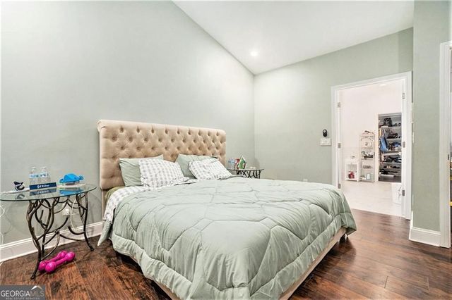 2798 Glenlocke Circle NW, Atlanta, GA 30318