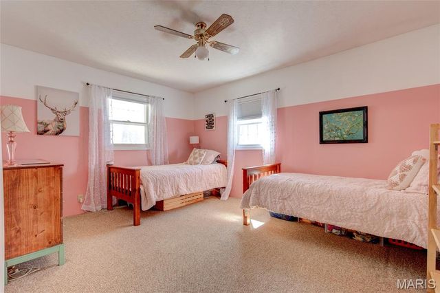 17628 Little Piasa Road, Dow, IL 62022