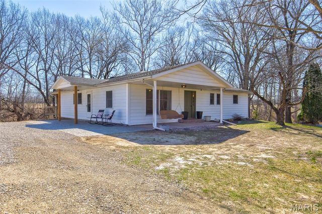 17628 Little Piasa Road, Dow, IL 62022