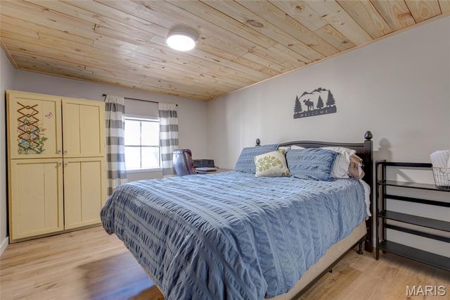 17628 Little Piasa Road, Dow, IL 62022